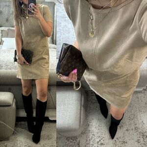 New๐บ Velvet Touch Sandstone Shift Dress